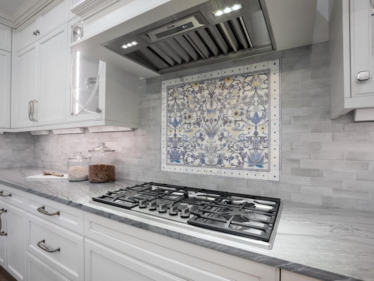 1575 Eastbrook Drive, Sarasota, FL 34231 Photo