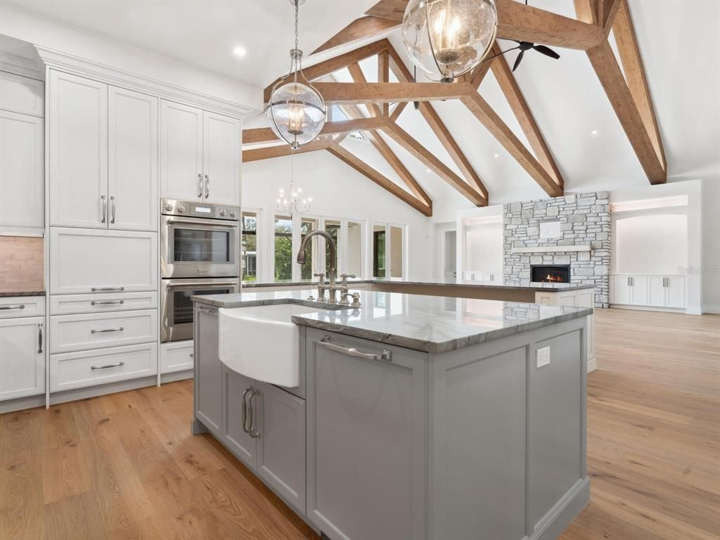 1575 Eastbrook Drive, Sarasota, FL 34231 Photo