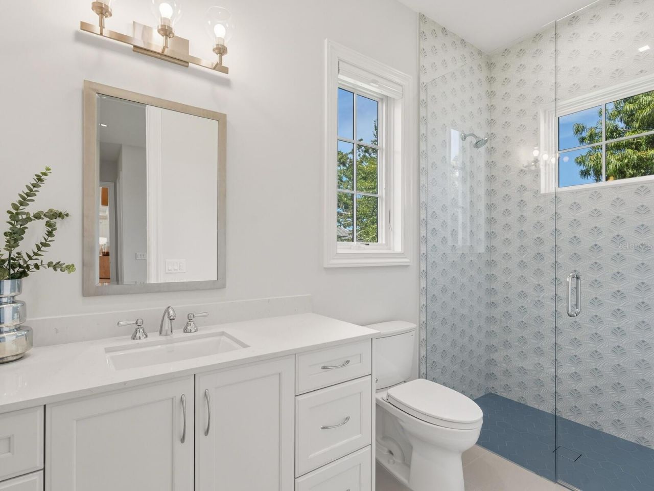 1575 Eastbrook Drive, Sarasota, FL 34231 Photo