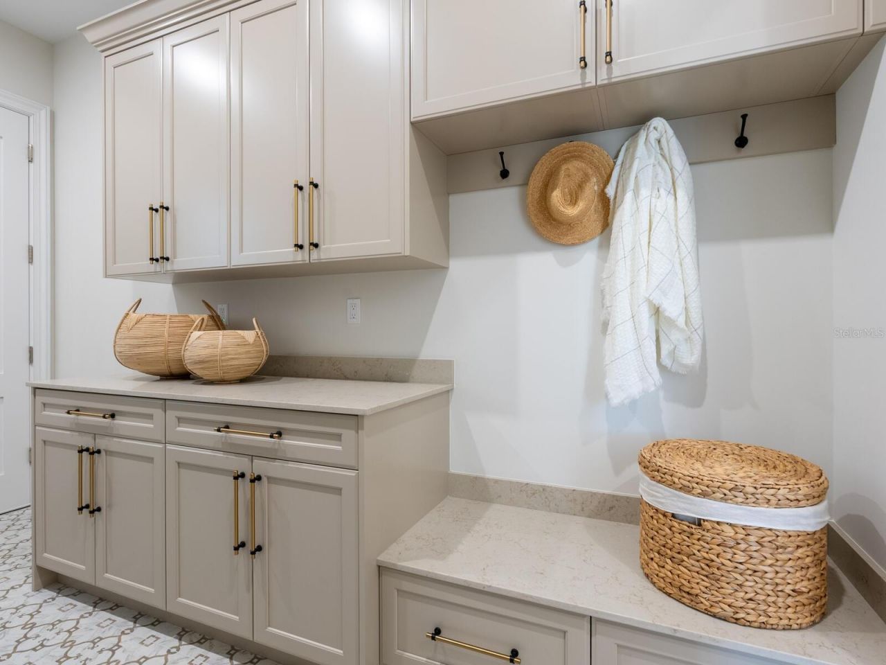 1575 Eastbrook Drive, Sarasota, FL 34231 Photo