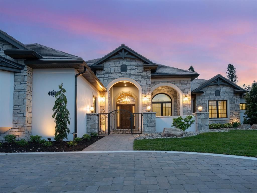 1575 Eastbrook Drive, Sarasota, FL 34231 Photo