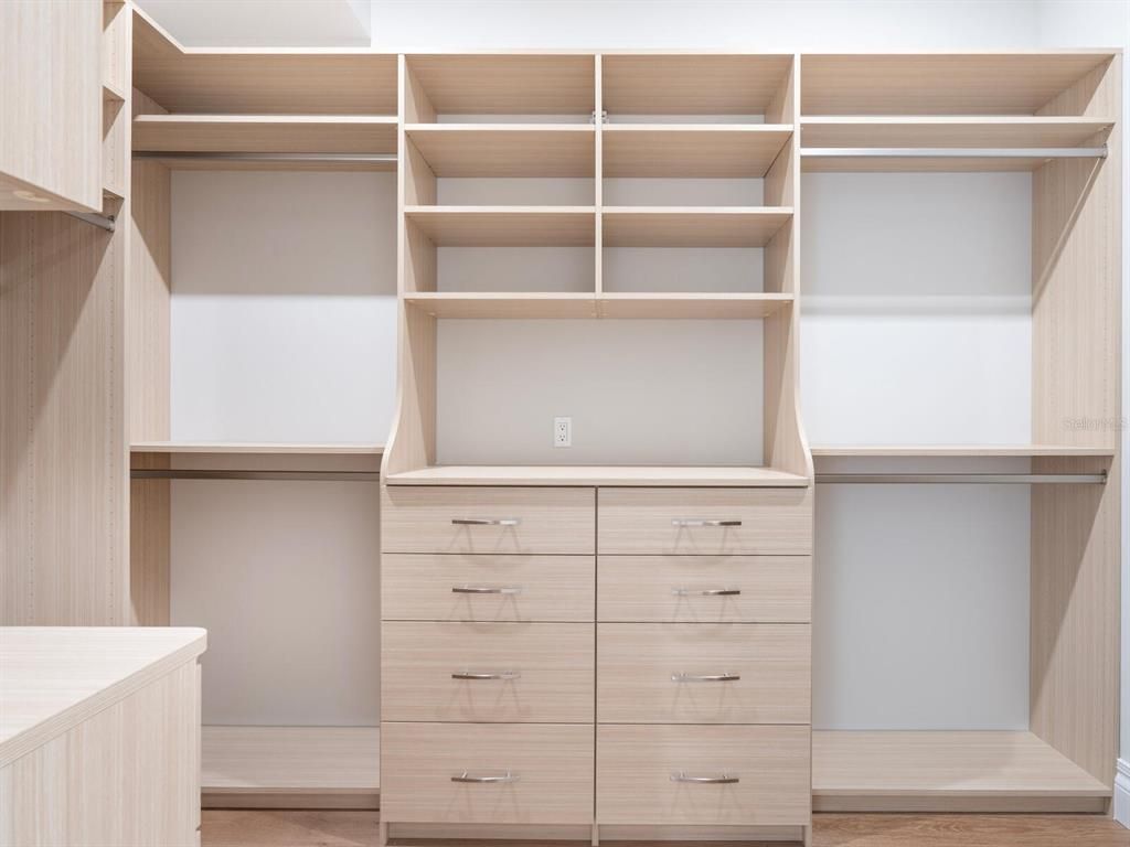 1575 Eastbrook Drive, Sarasota, FL 34231 Photo