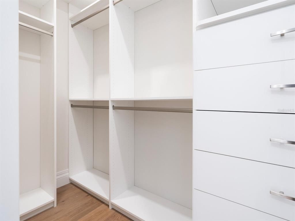 1575 Eastbrook Drive, Sarasota, FL 34231 Photo