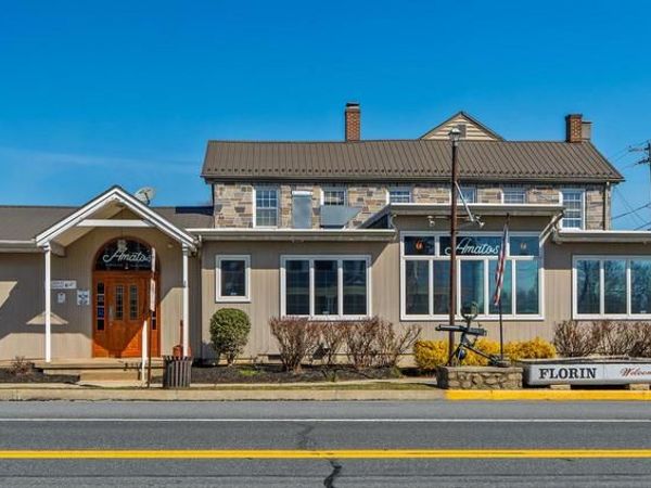 905 W MAIN STREET, MOUNT JOY, PA 17552