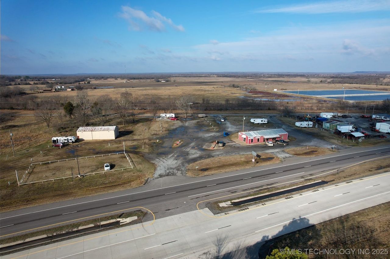 435 N Garfield, Kiowa, OK 74553 Main Photo