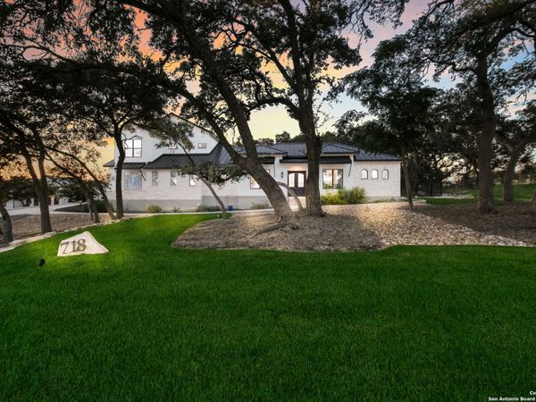 718 post oak ridge, Bulverde, TX 78163