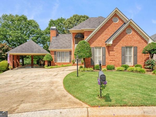 155 Oakpark Court, Mcdonough, GA 30253