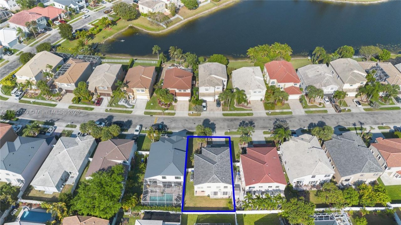 1560 NW 159th Ave, Pembroke Pines, FL 33028 Photo