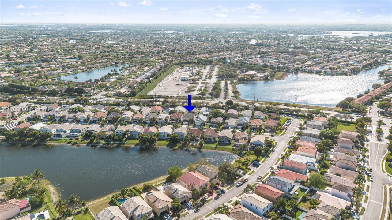 1560 NW 159th Ave, Pembroke Pines, FL 33028 Photo