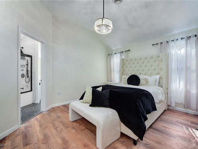 833 Nela View Road, Cleveland Heights, OH 44112 Photo 10