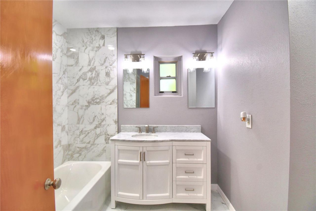 1475 S Lake Howard Drive, Winter Haven, FL 33880 Photo