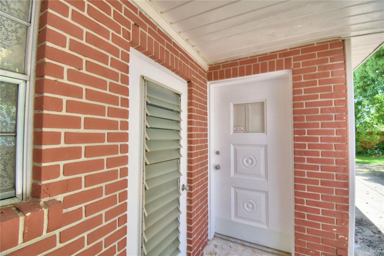 1475 S Lake Howard Drive, Winter Haven, FL 33880 Photo