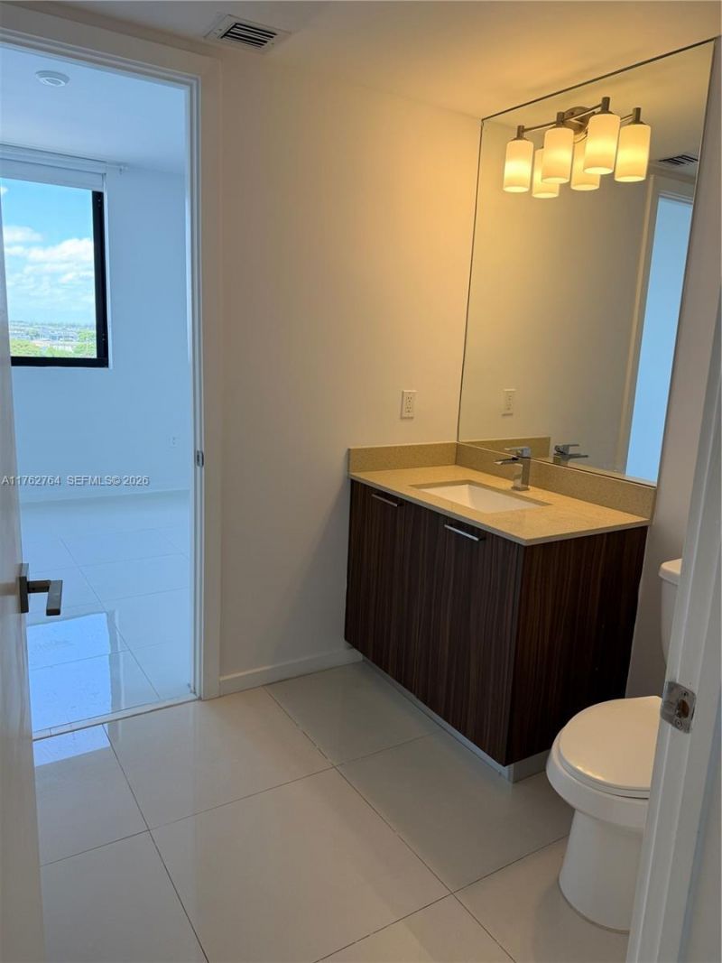 5252 NW 85th Ave, Unit 511, Doral, FL 33166 Photo