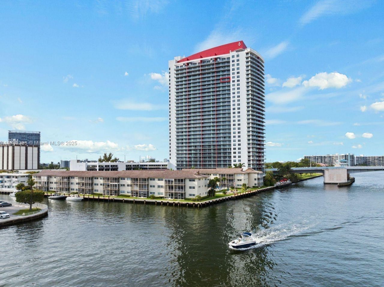 2602 E Hallandale Beach Blvd, Unit R2703, Hallandale Beach, FL 33009 Photo