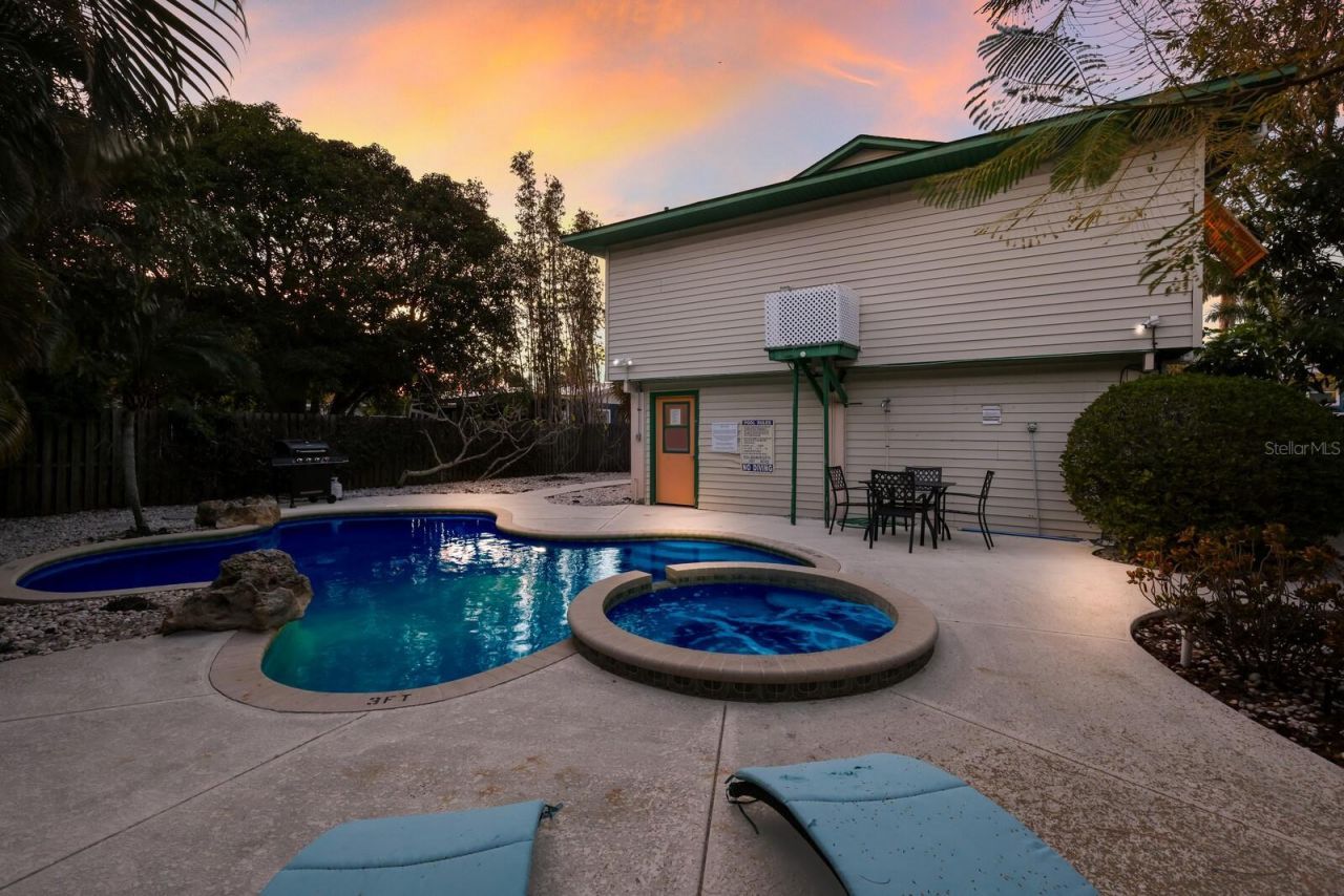 313 Magnolia Avenue, Anna Maria, FL 34216 Photo