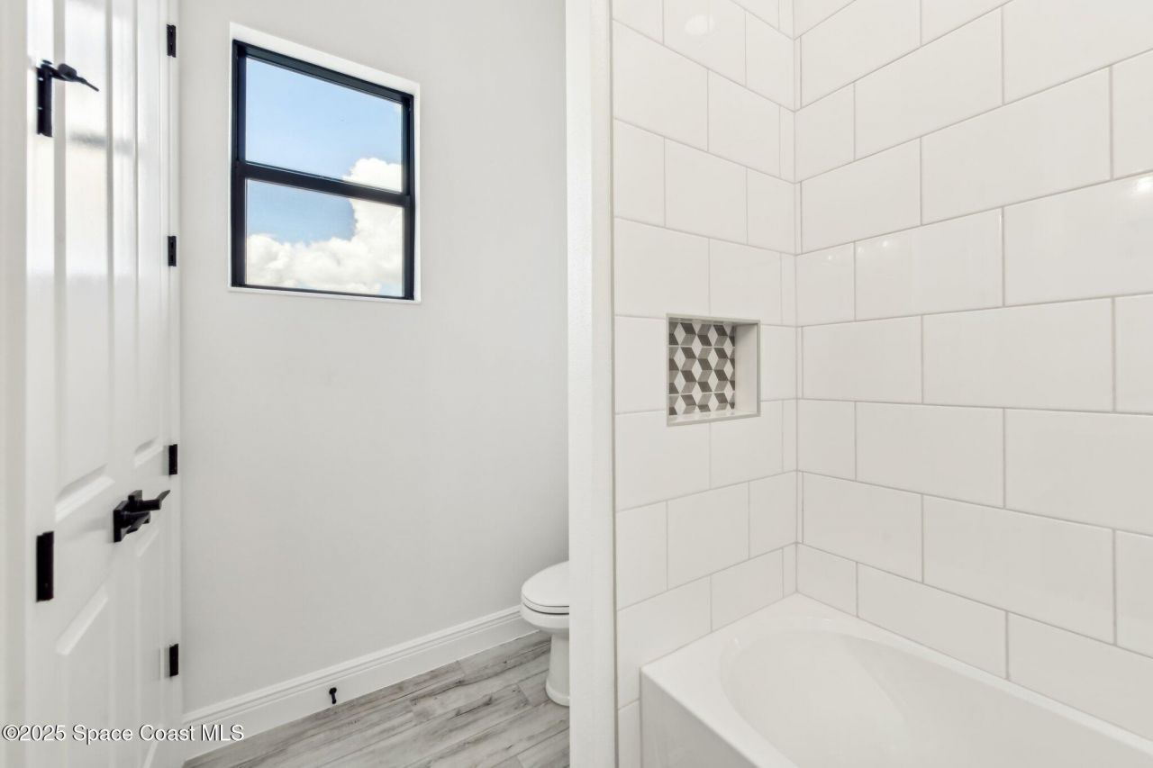 1445 Windchime Lane, Melbourne, FL 32935 Photo