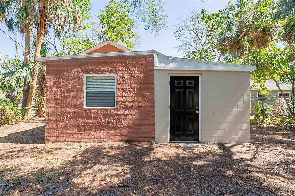 2011 10th Street S, Saint Petersburg, FL 33705 Photo