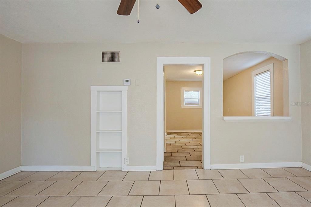 2011 10th Street S, Saint Petersburg, FL 33705 Photo