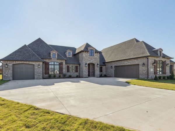 114 W 165th Street S, Glenpool, OK 74033