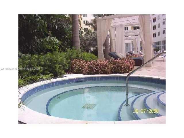 2775 NE 187th St, Unit 527, Aventura, FL 33180 Photo