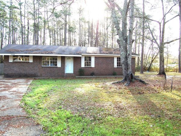 7420 Fish Hawk Road, Gautier, MS 39553