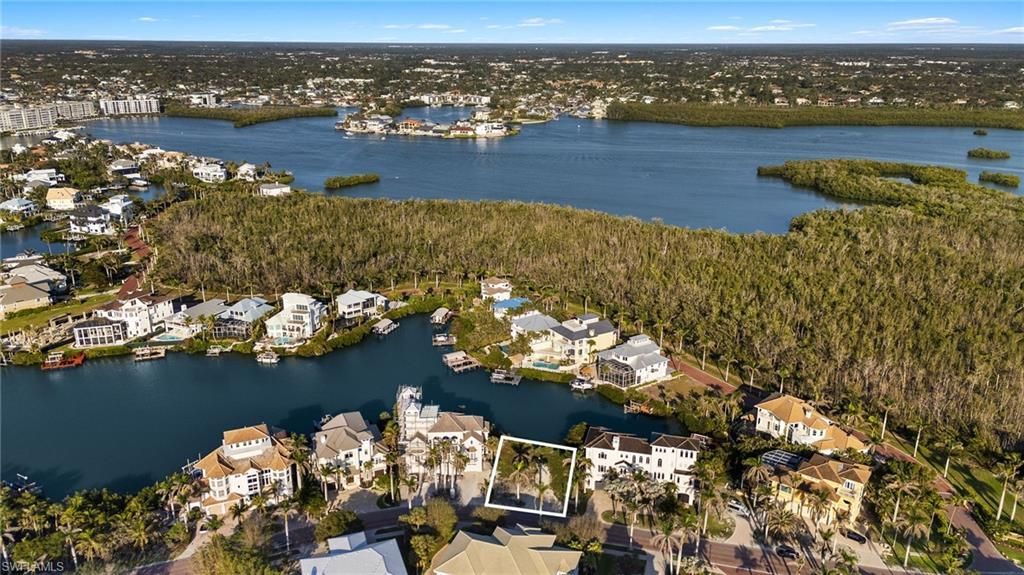 236 Barefoot Beach Blvd, Bonita Springs, FL 34134 Photo