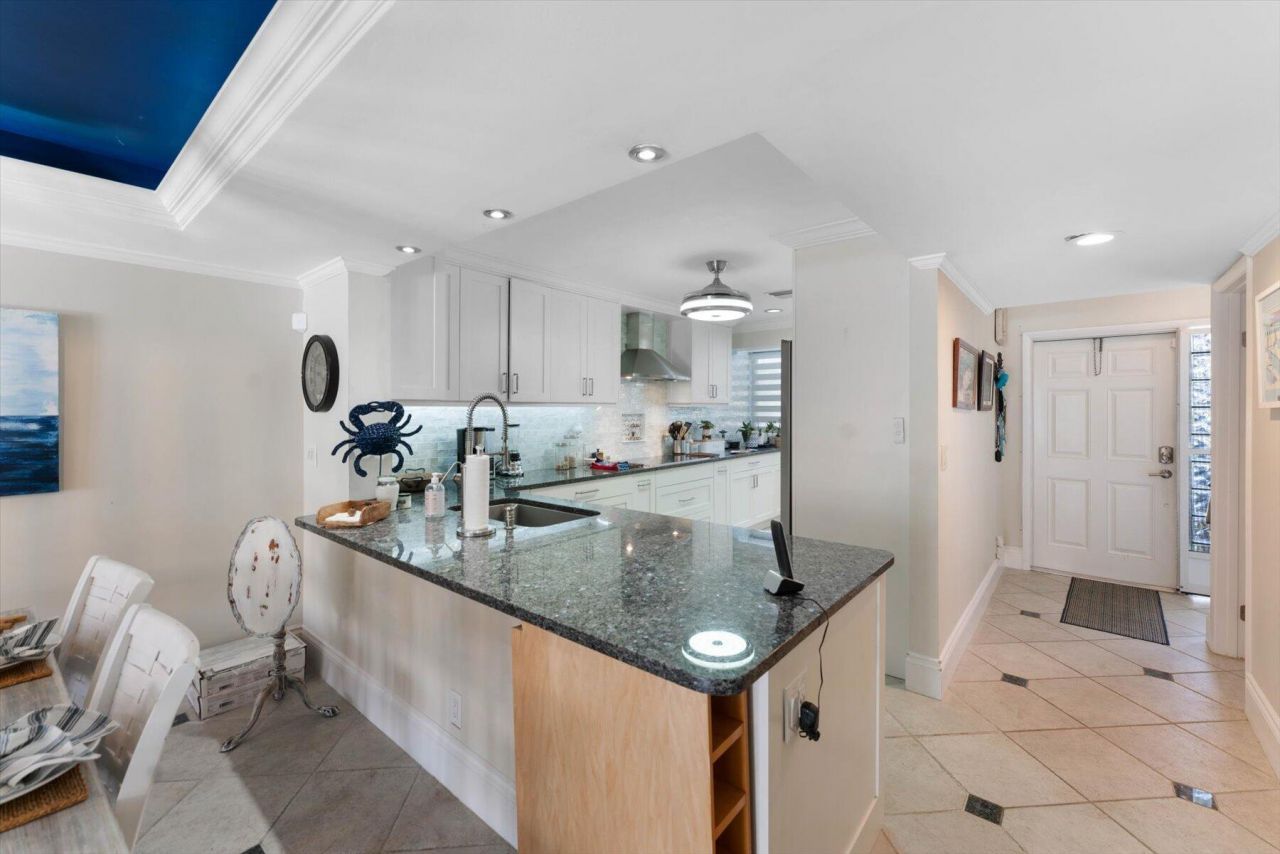 700 NE 20th Lane, Boynton Beach, FL 33435 Photo