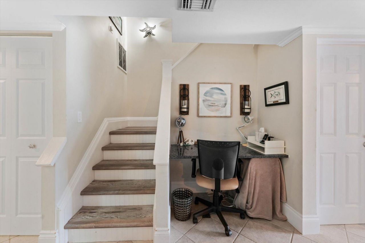 700 NE 20th Lane, Boynton Beach, FL 33435 Photo