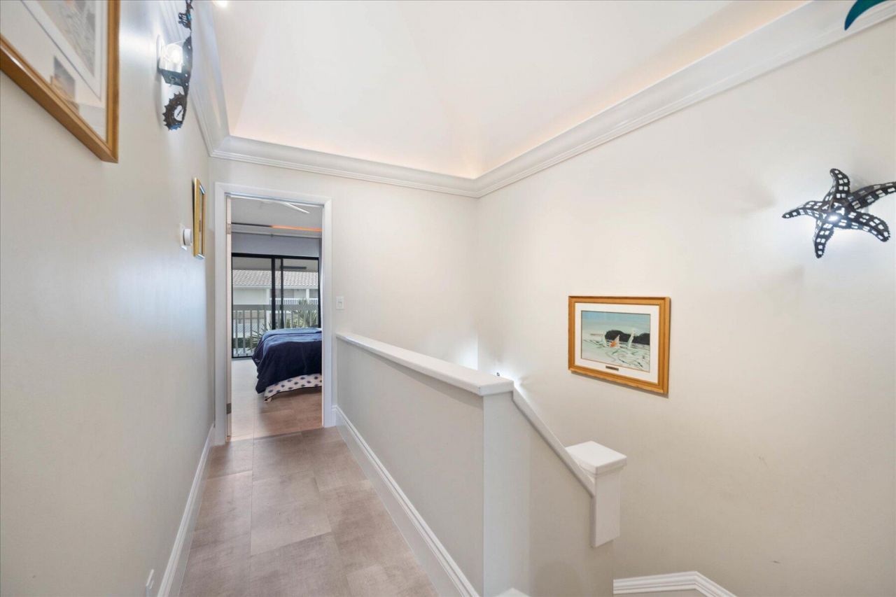 700 NE 20th Lane, Boynton Beach, FL 33435 Photo