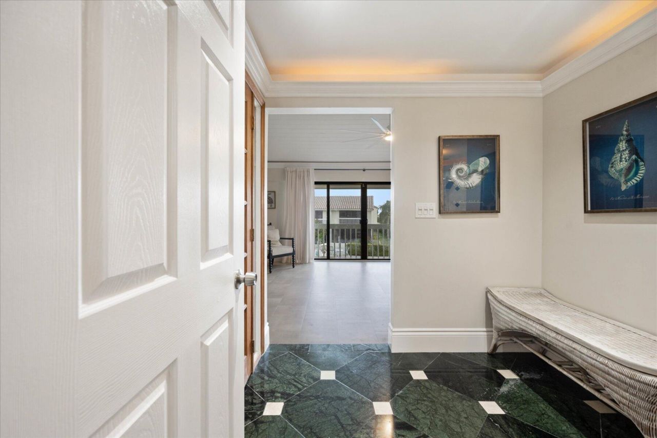 700 NE 20th Lane, Boynton Beach, FL 33435 Photo