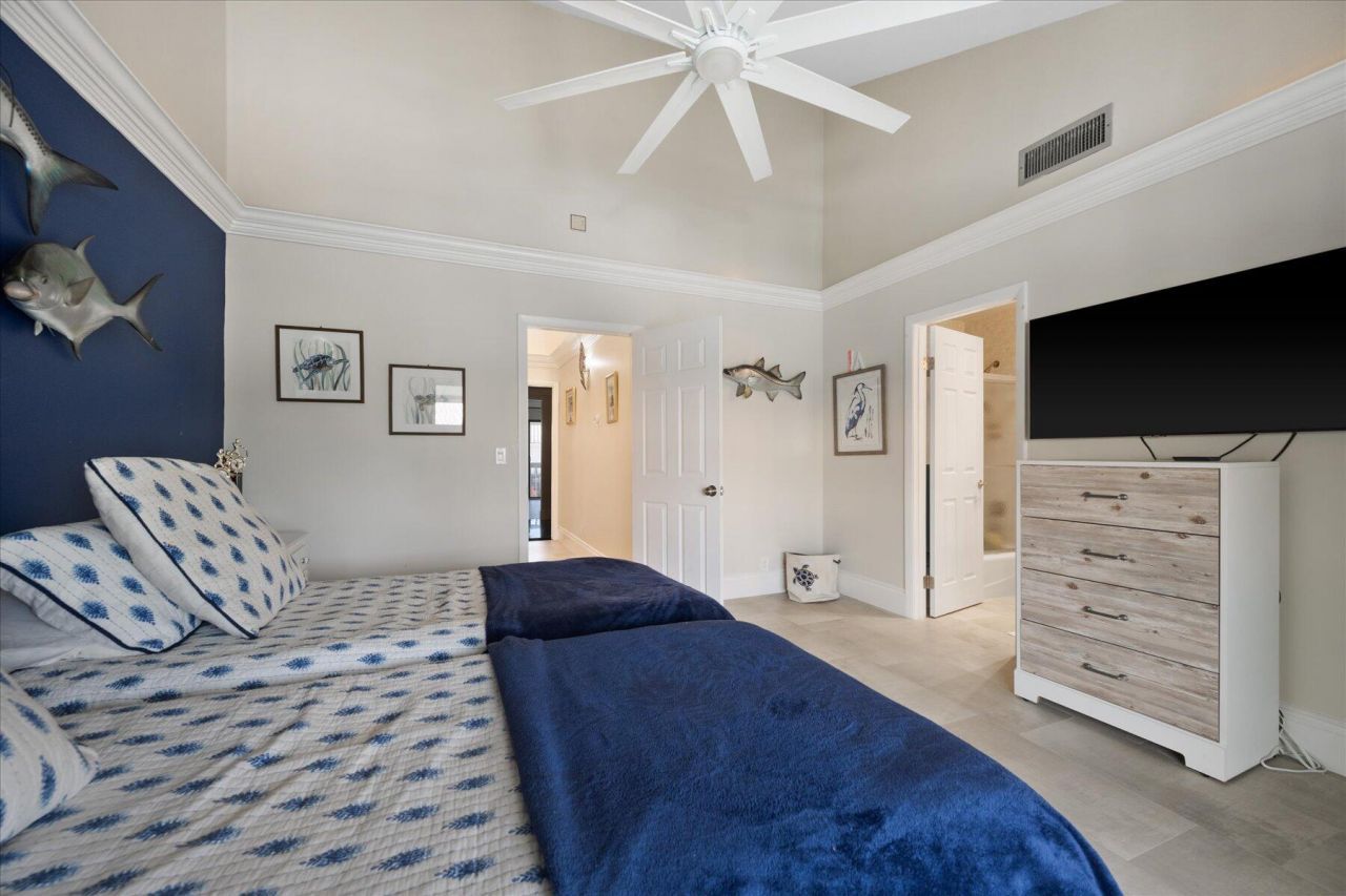 700 NE 20th Lane, Boynton Beach, FL 33435 Photo