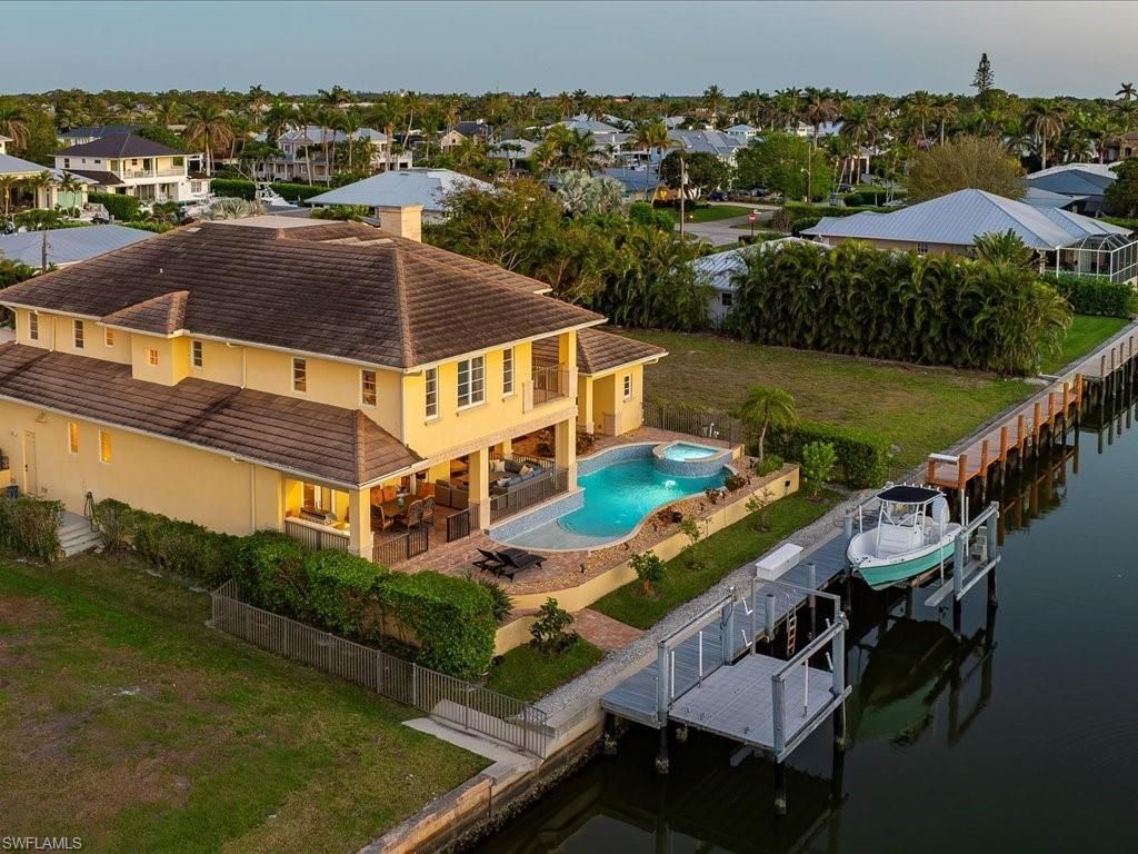 1550 Mullet Ln, Naples, FL 34102 Photo