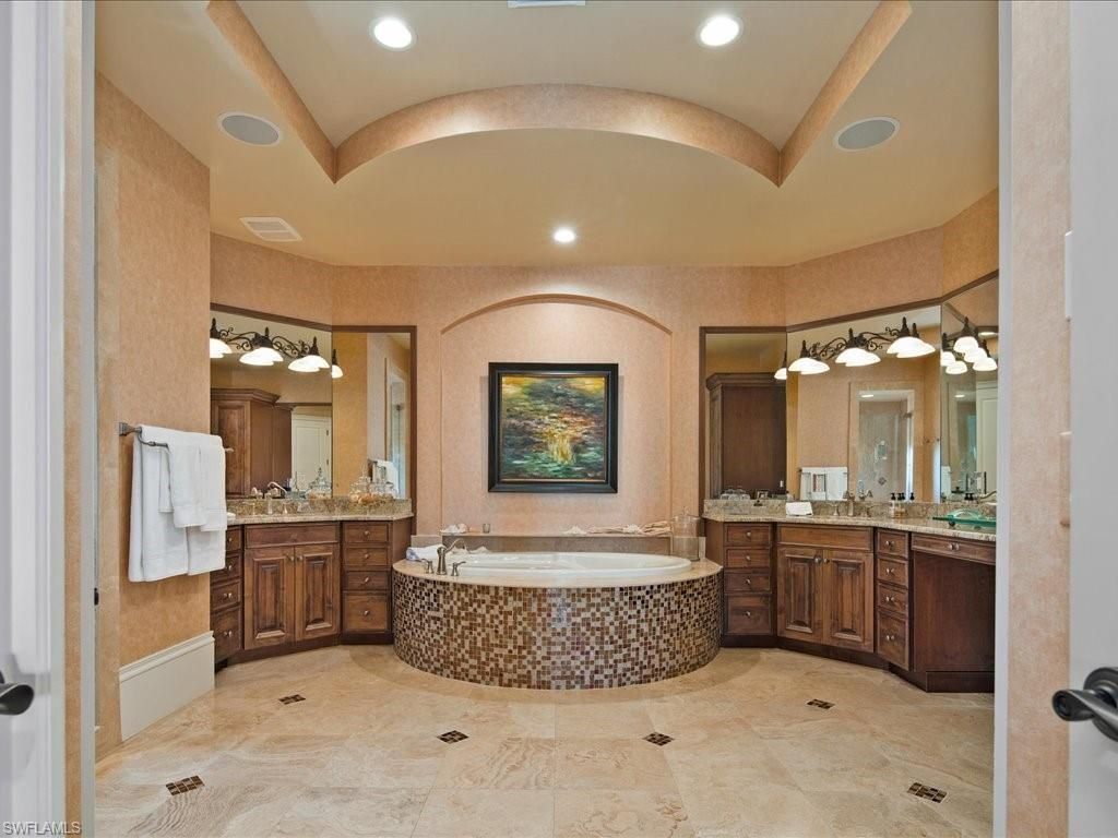1550 Mullet Ln, Naples, FL 34102 Photo