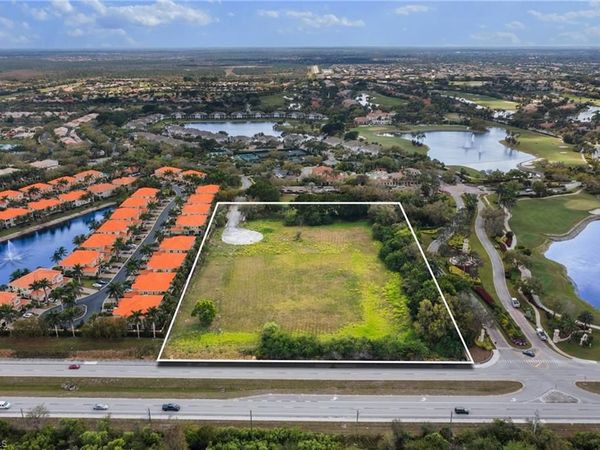 000 Parklands LEE C/E, BONITA SPRINGS, FL 34135