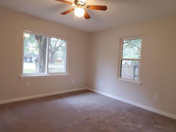 7108 Colfax Dr, Baker, LA 70714