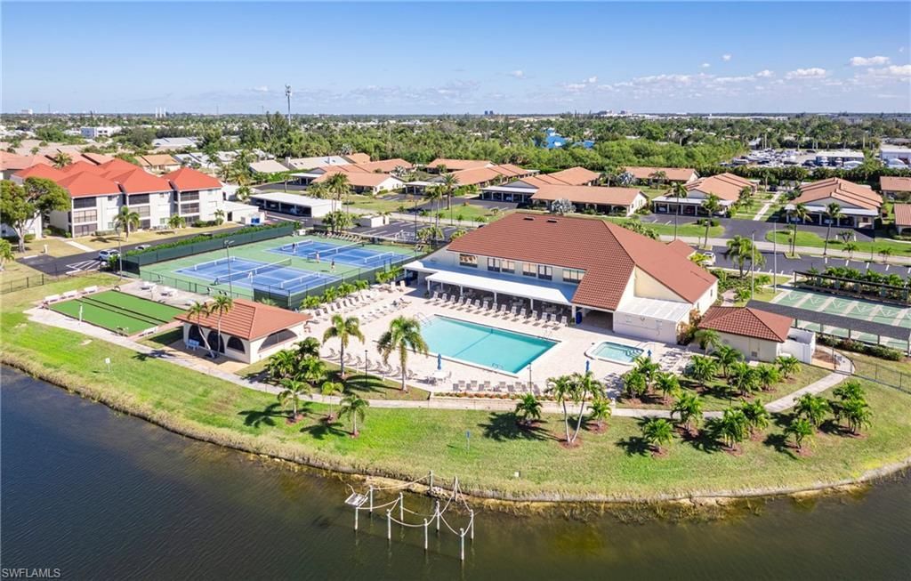 11170 Caravel Cir, Unit 104, Fort Myers, FL 33908 Photo