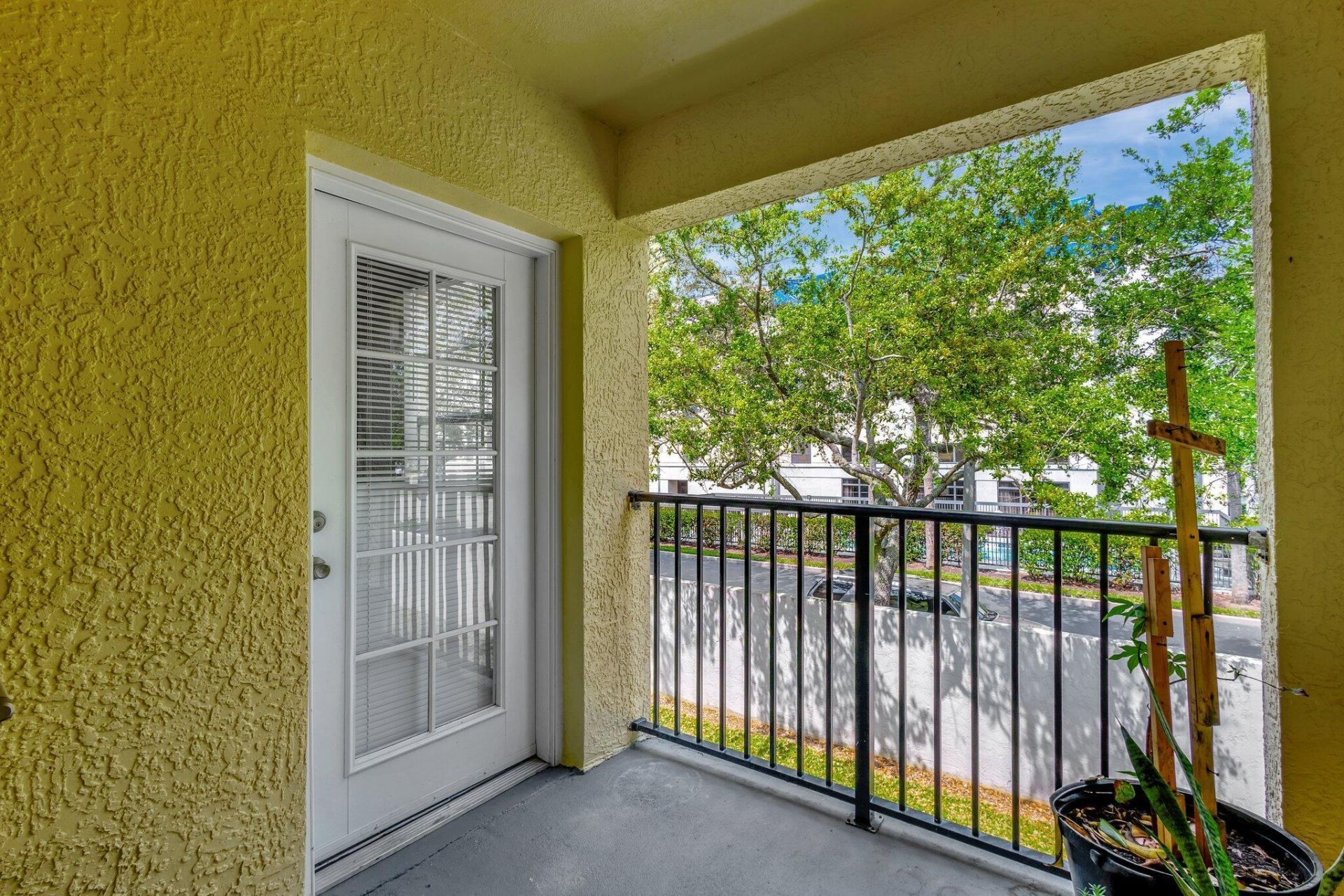 170 SW Peacock Boulevard, Unit 36-202, Port Saint Lucie, FL 34986 Photo
