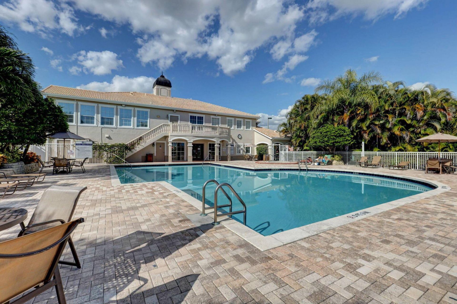 170 SW Peacock Boulevard, Unit 36-202, Port Saint Lucie, FL 34986 Photo