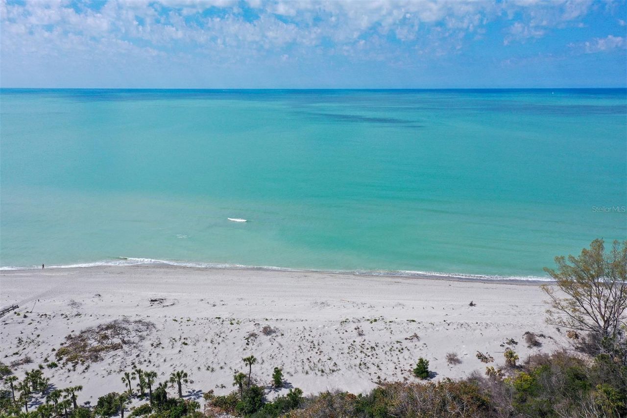 8504 Heron Lagoon Circle, Sarasota, FL 34242 Photo