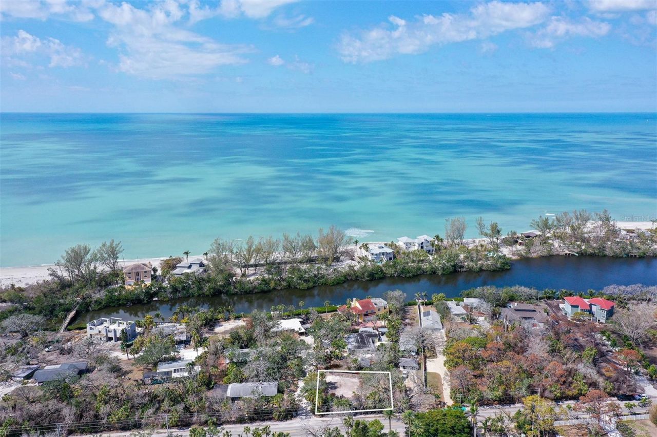 8504 Heron Lagoon Circle, Sarasota, FL 34242 Photo