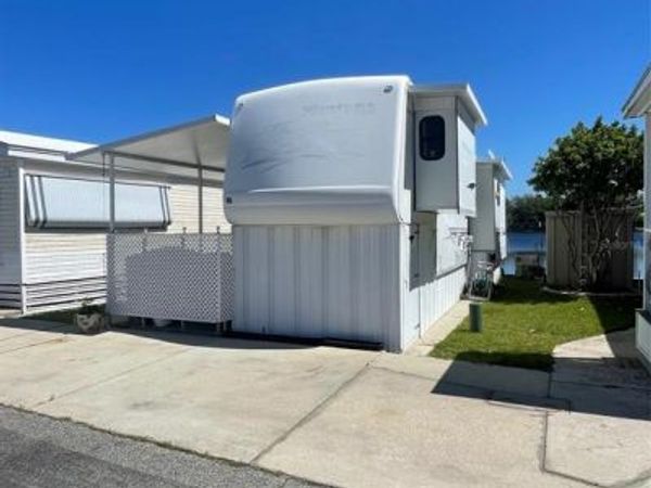 86 EAGLE POINT S, OSTEEN, FL 32764