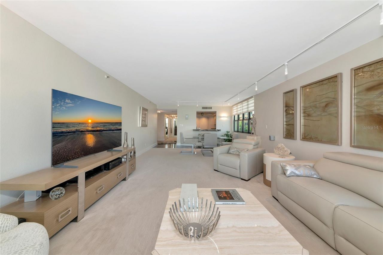 101 Sunset Drive, Unit PH3, Sarasota, FL 34236 Photo