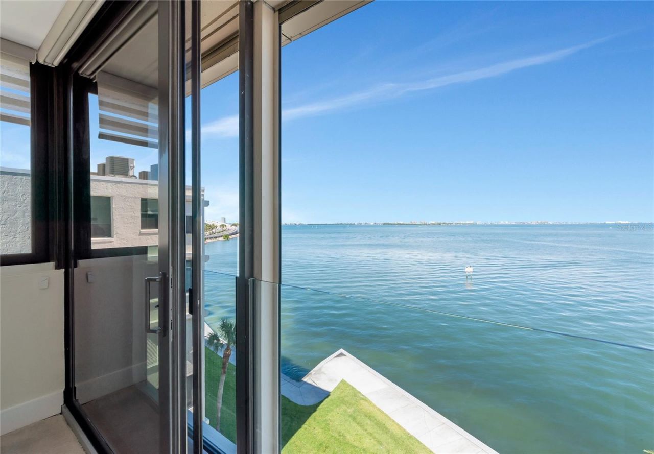 101 Sunset Drive, Unit PH3, Sarasota, FL 34236 Photo