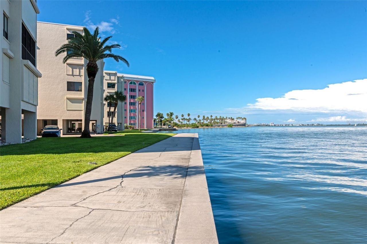 101 Sunset Drive, Unit PH3, Sarasota, FL 34236 Photo
