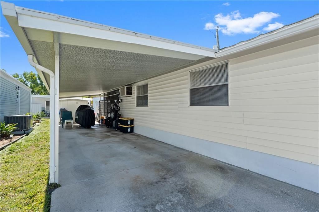 20550 Basin Dr, Estero, FL 33928 Photo