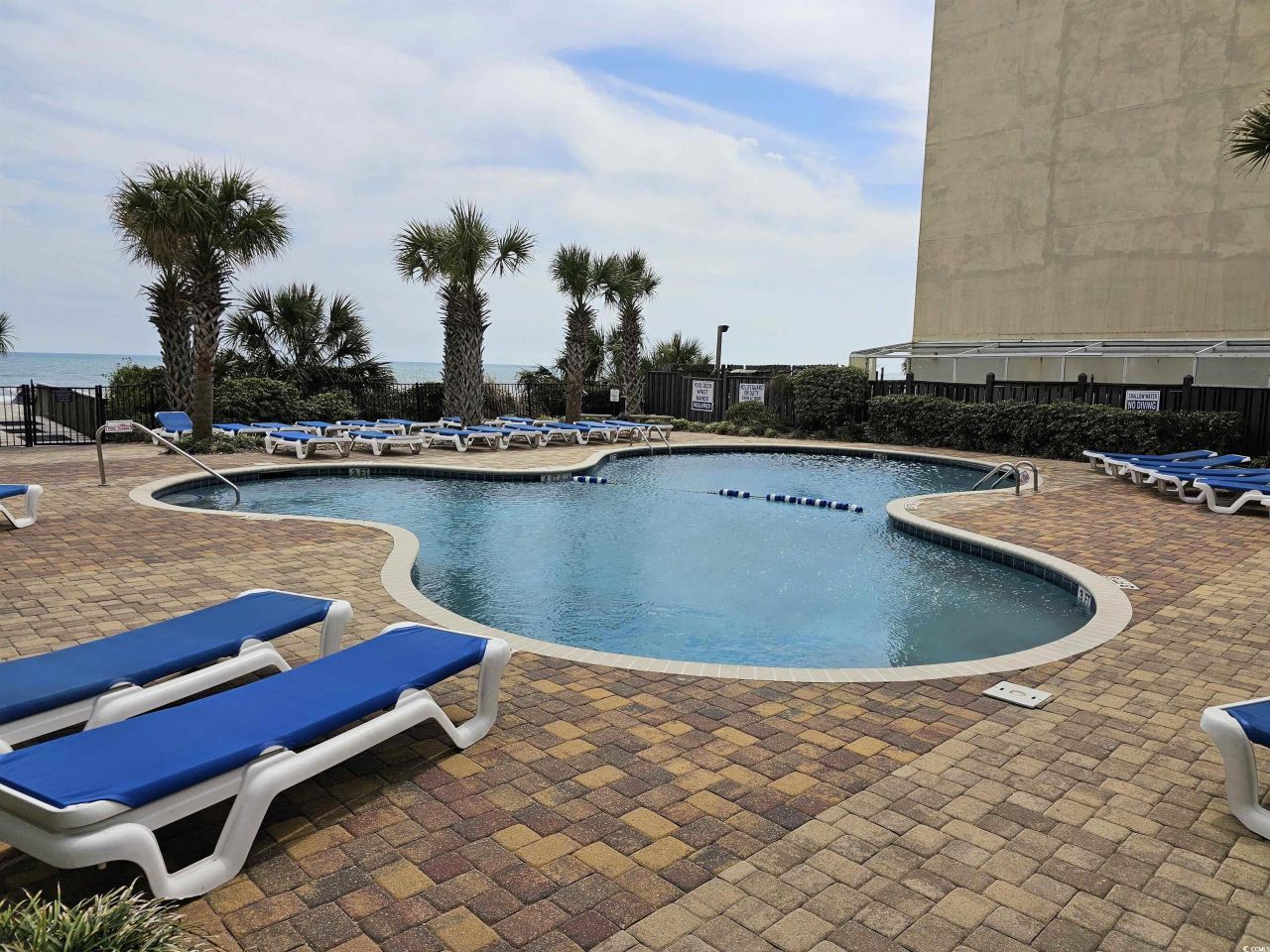 1605 South Ocean Blvd. Photo 23