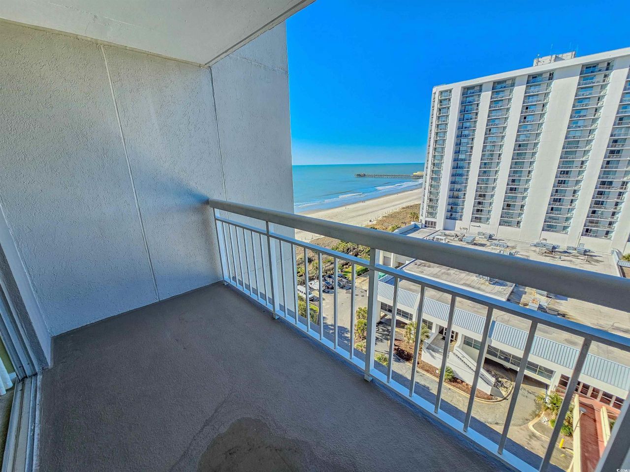 9820 Queensway Blvd. Photo 17