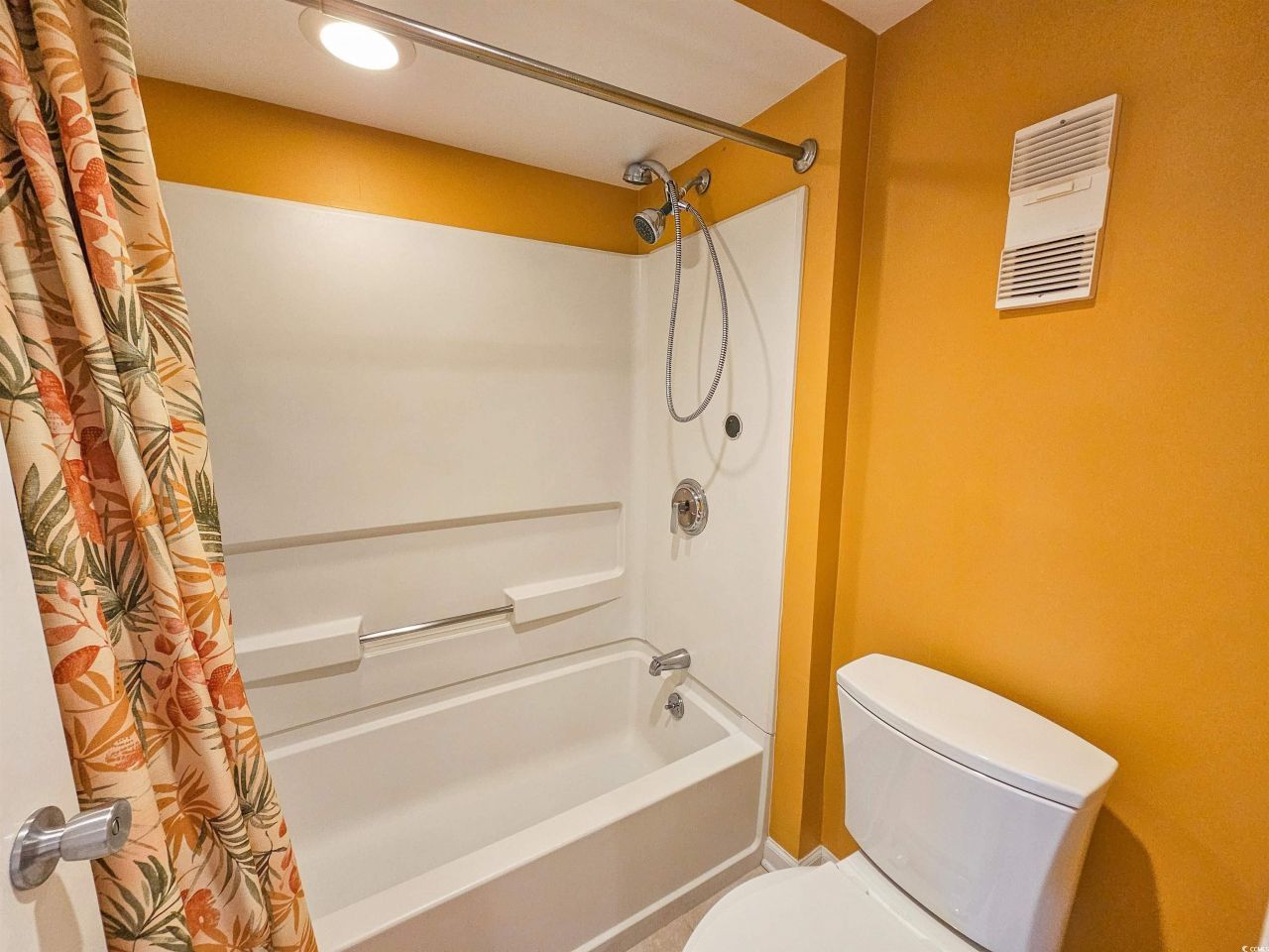 9820 Queensway Blvd. Photo 21