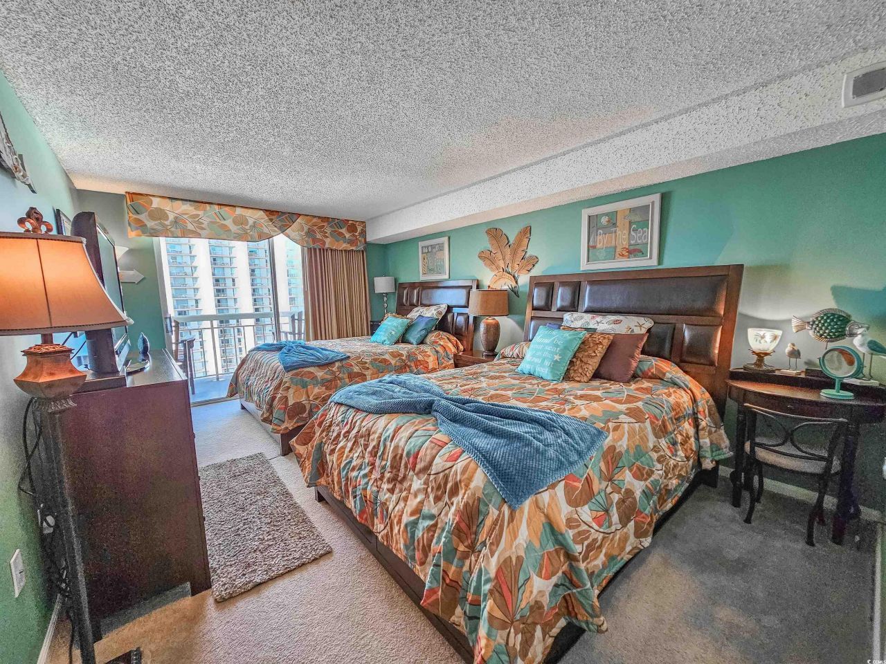 9820 Queensway Blvd. Photo 24