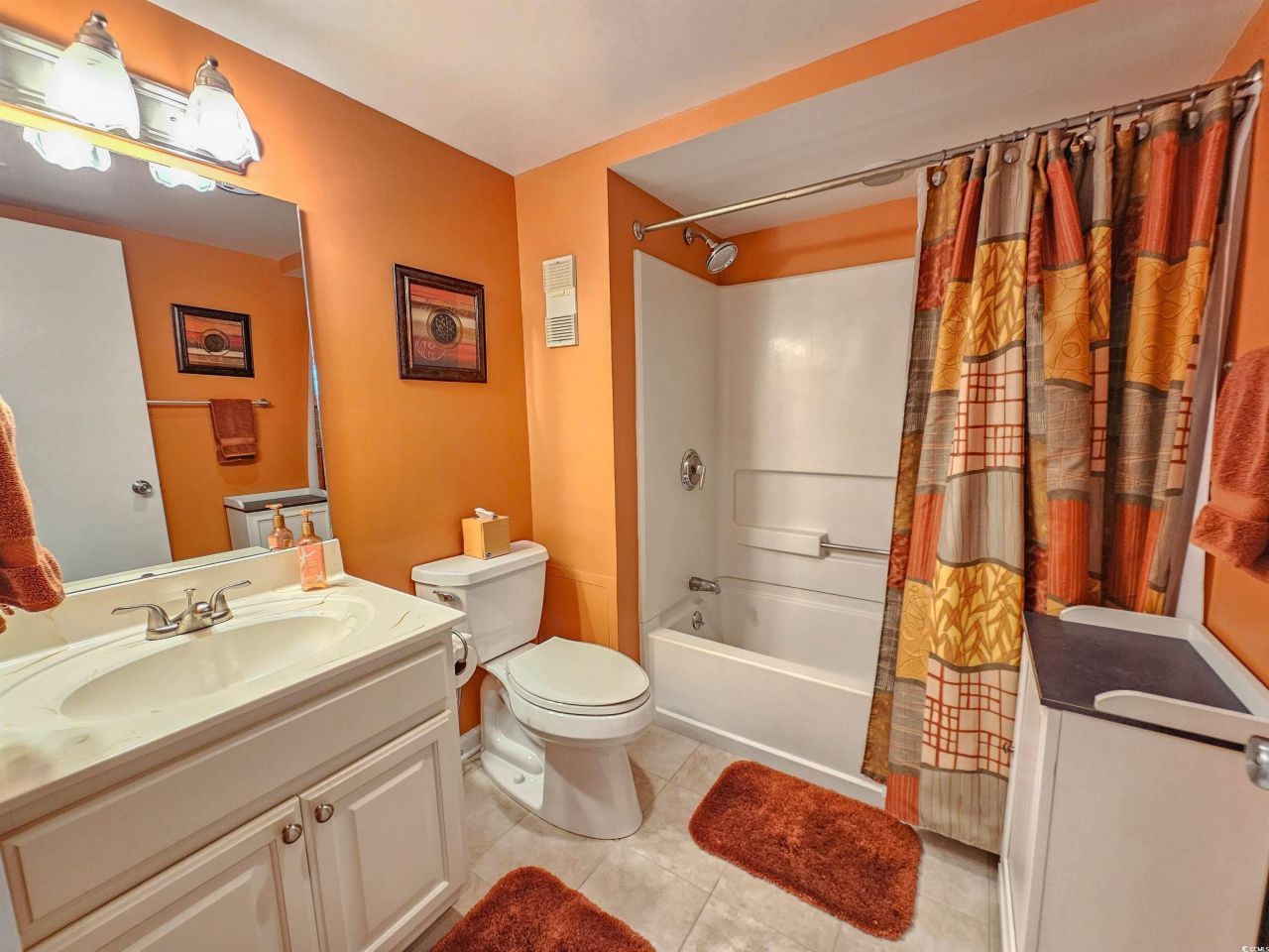 9820 Queensway Blvd. Photo 37